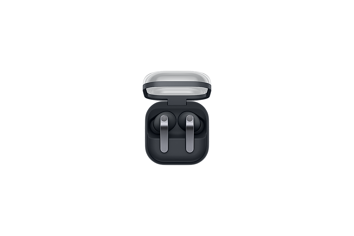 Samsung Galaxy Buds4 Pro Black in open charging case